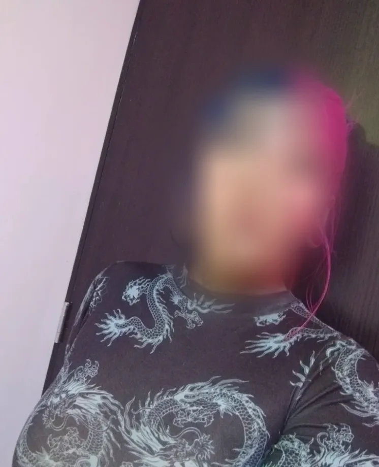 Carina, 32