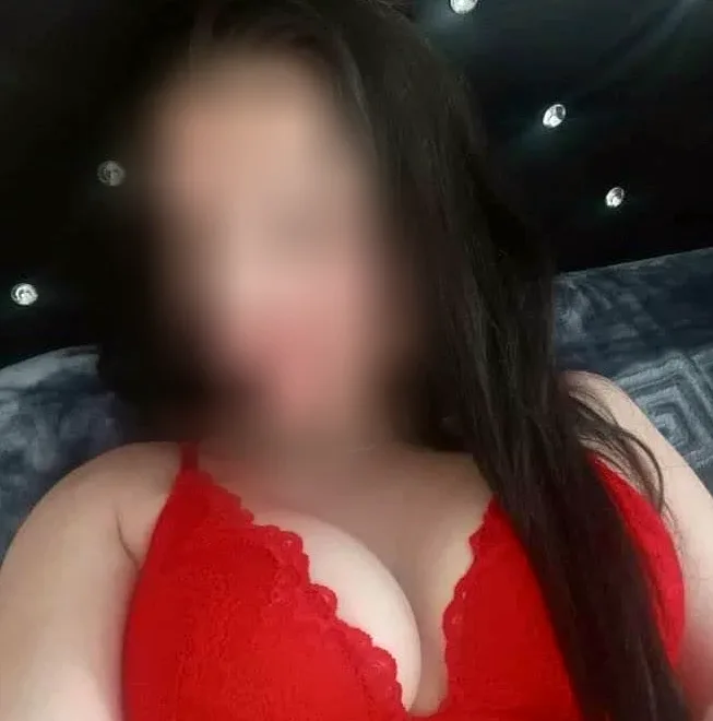 Jasmin, 35