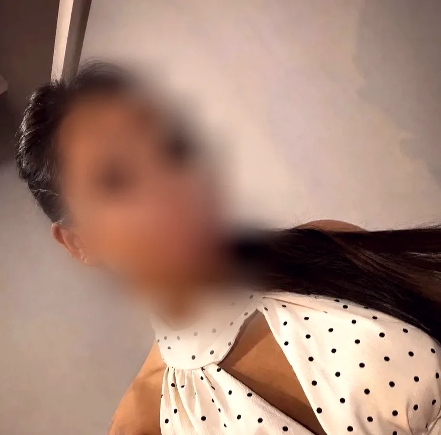 Silvia, 25