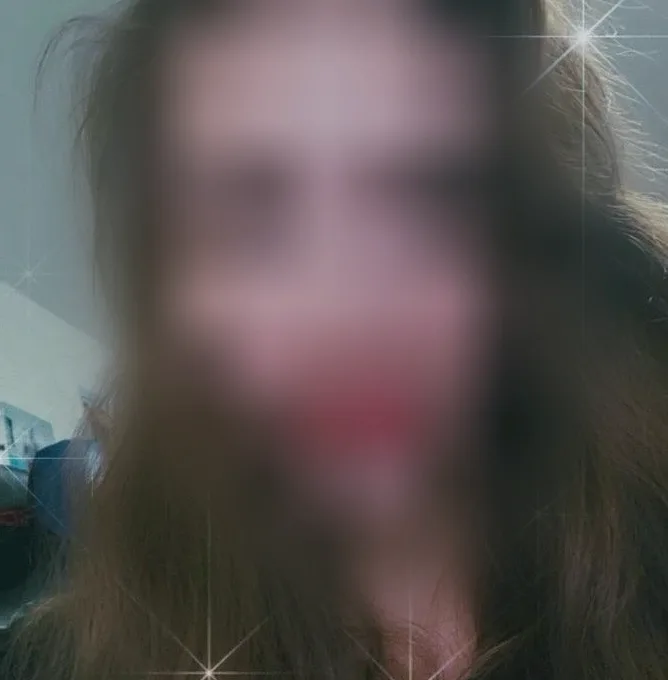 Simone, 29