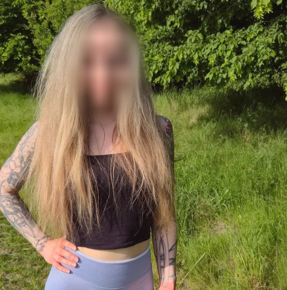 Sina, 27
